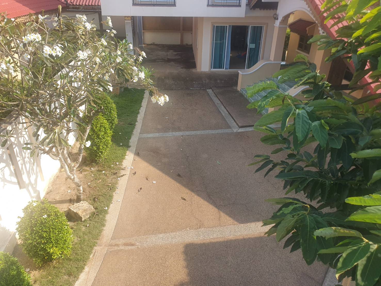B External (14)